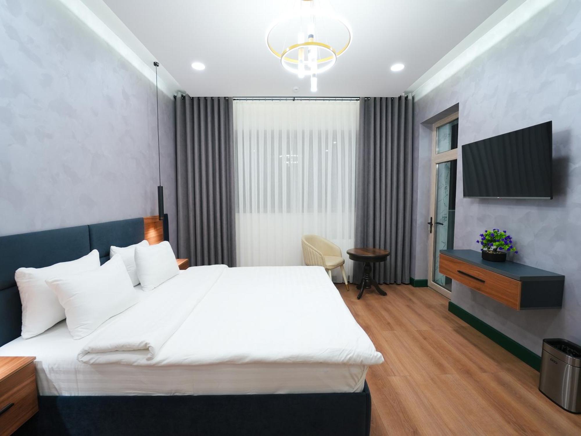 Avant Hotel Tashkent Pool&Spa Экстерьер фото