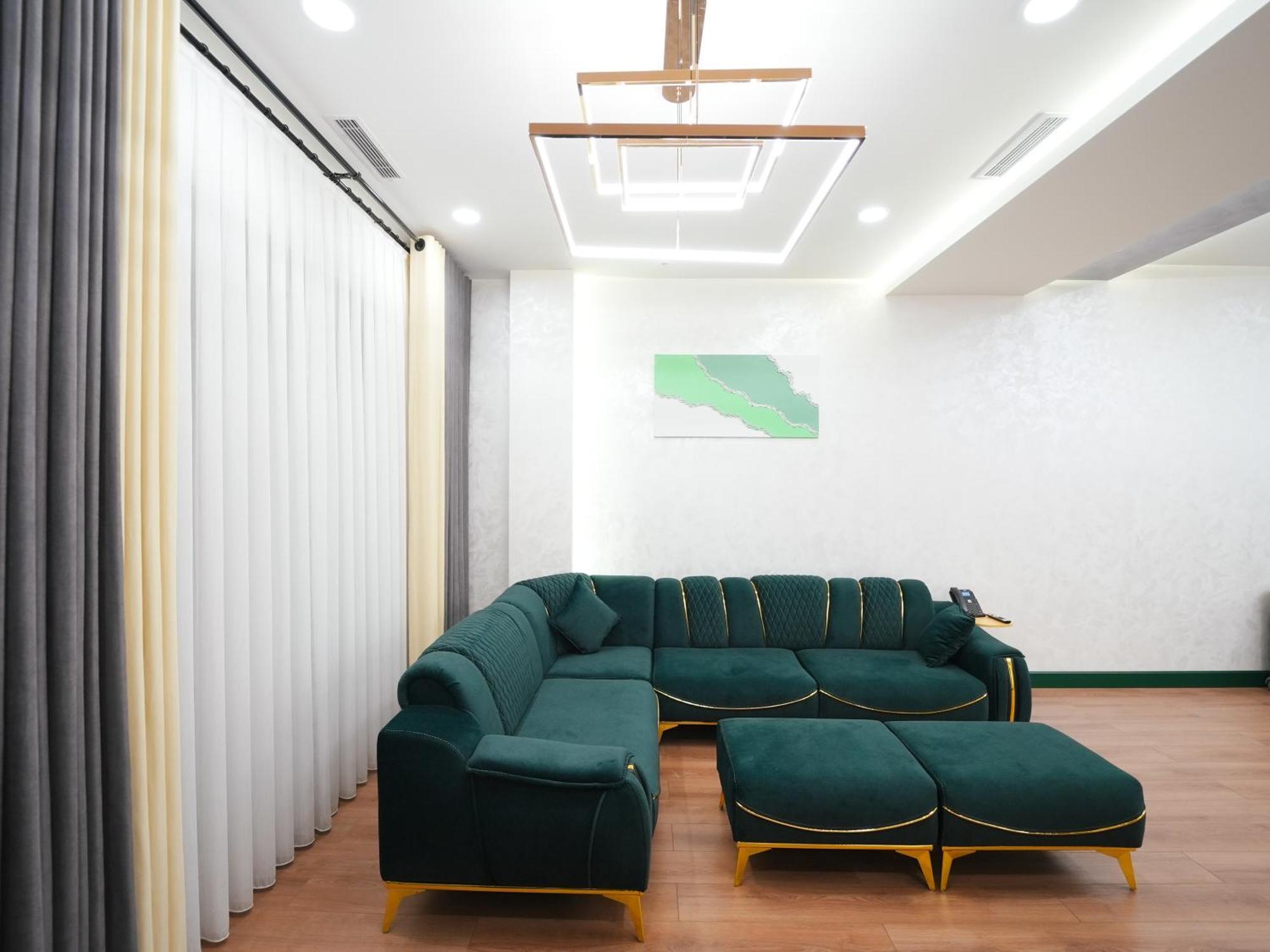 Avant Hotel Tashkent Pool&Spa Экстерьер фото