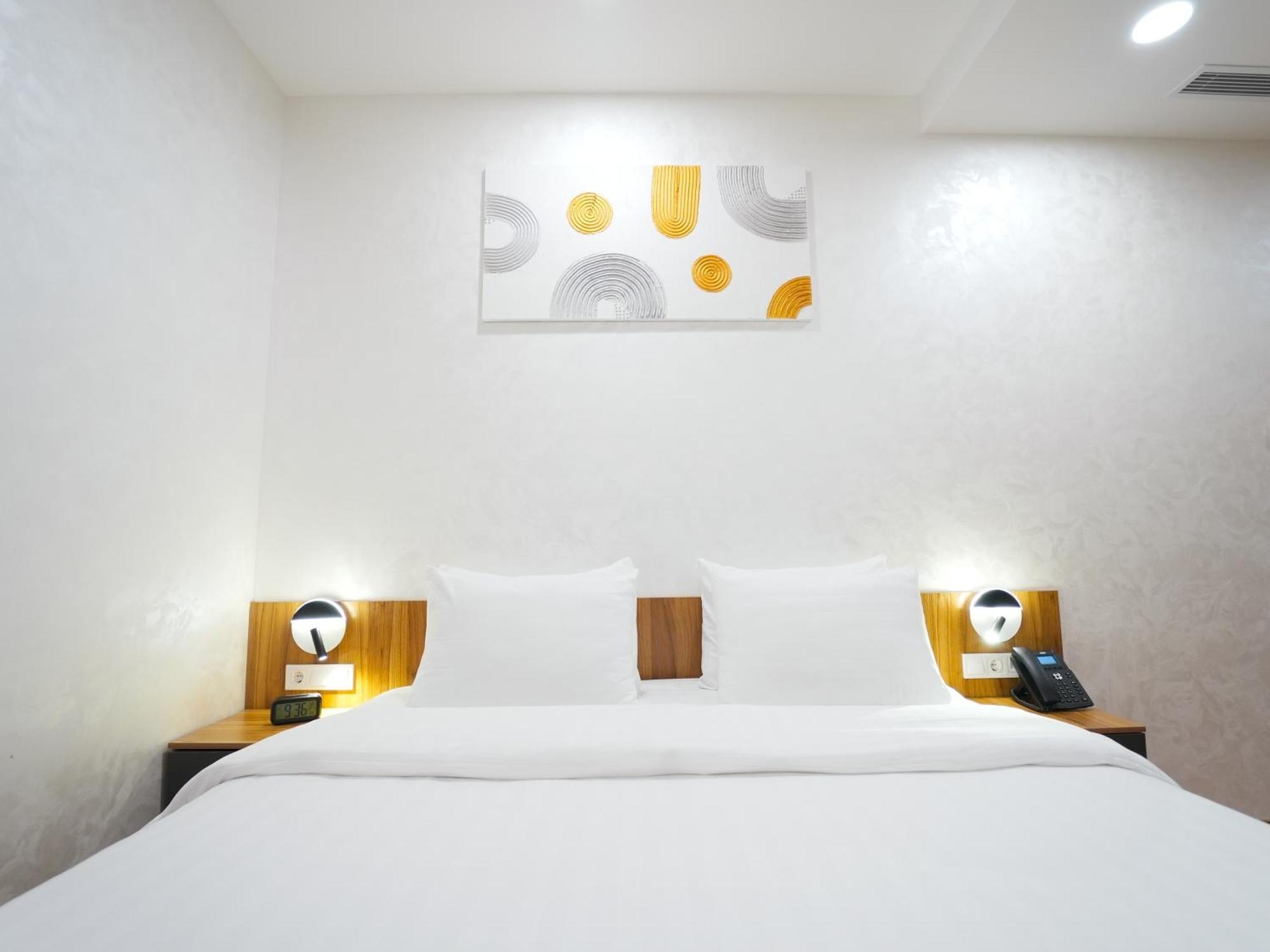 Avant Hotel Tashkent Pool&Spa Экстерьер фото
