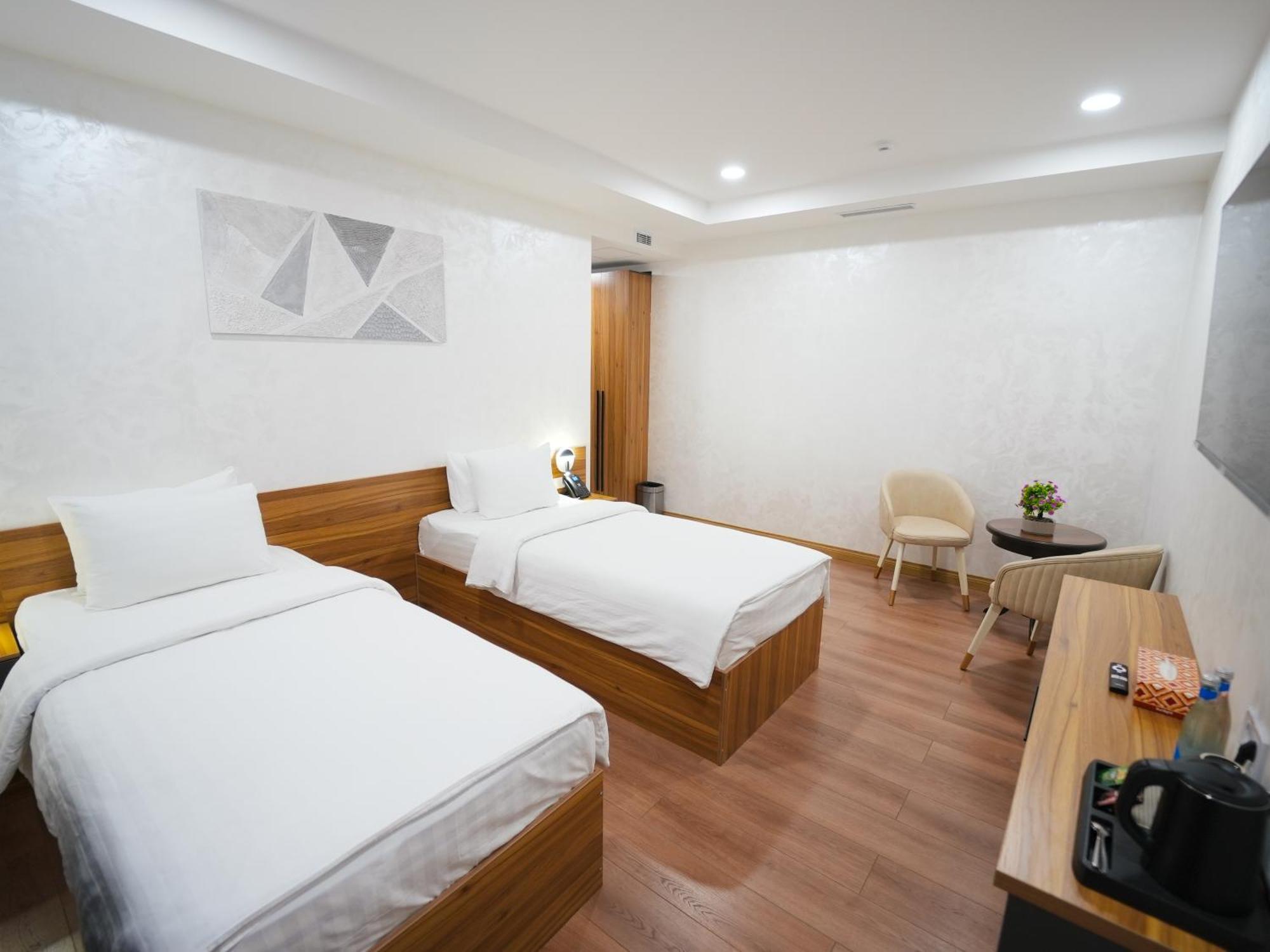Avant Hotel Tashkent Pool&Spa Экстерьер фото