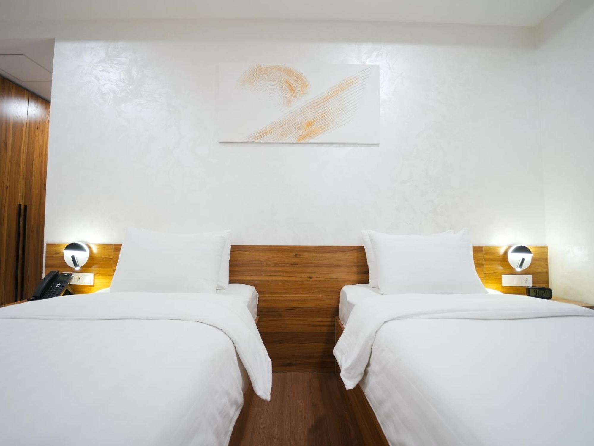 Avant Hotel Tashkent Pool&Spa Экстерьер фото